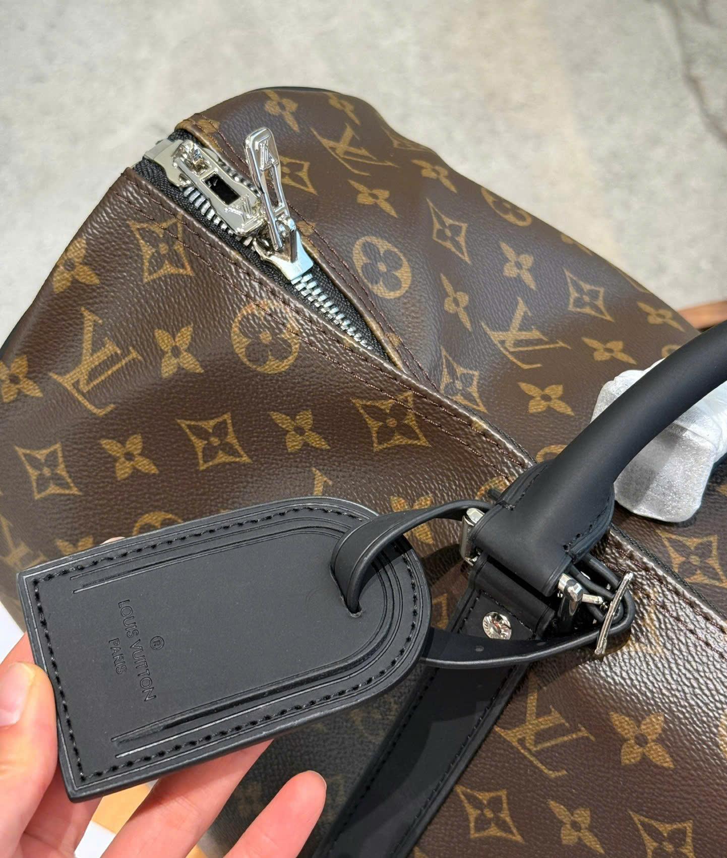 Túi trống du lịch Louis Vuitton LV Nâu họa tiết hoa vân full khóa ổ phối dây Đen size 50cm Like Auth Fullbox phụ kiện PLD